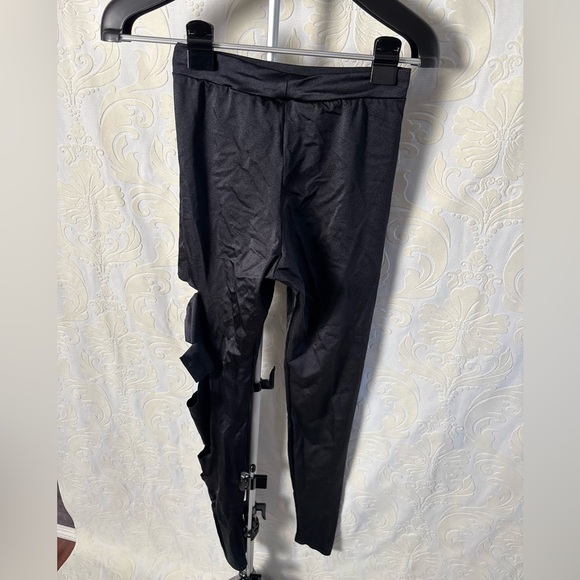 Weissman Black Ripped Leggings - Picture 5 of 6